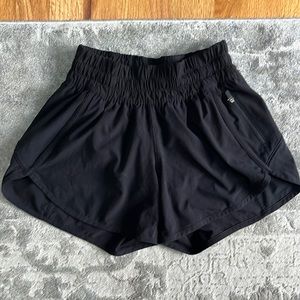 Lululemon Size 4 Track That Running Short